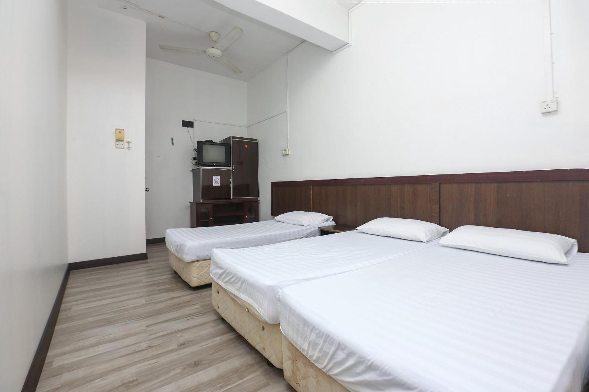 Oyo 89755 D&D Budget Inn كوتا بْهارو المظهر الخارجي الصورة