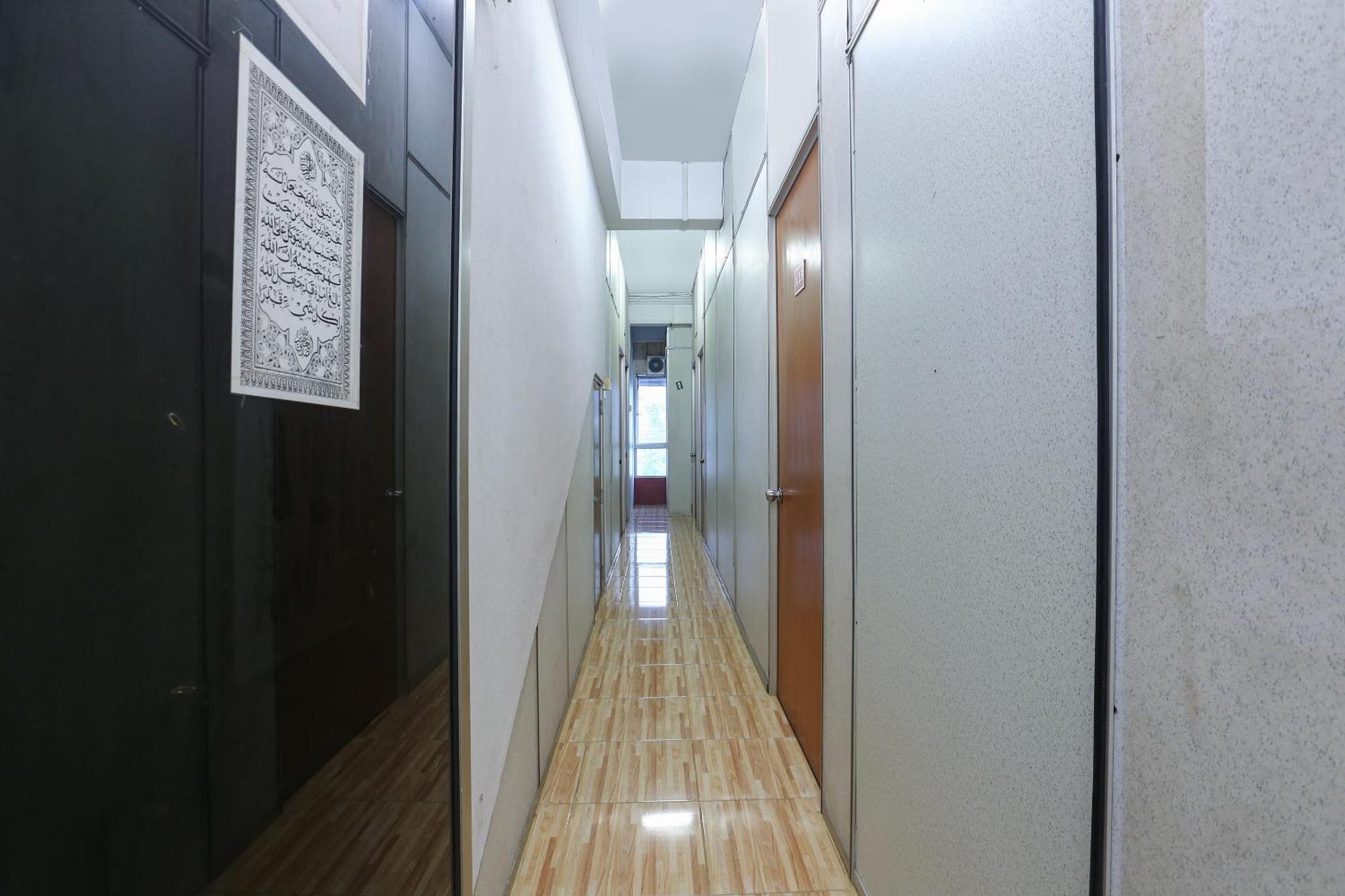Oyo 89755 D&D Budget Inn كوتا بْهارو المظهر الخارجي الصورة