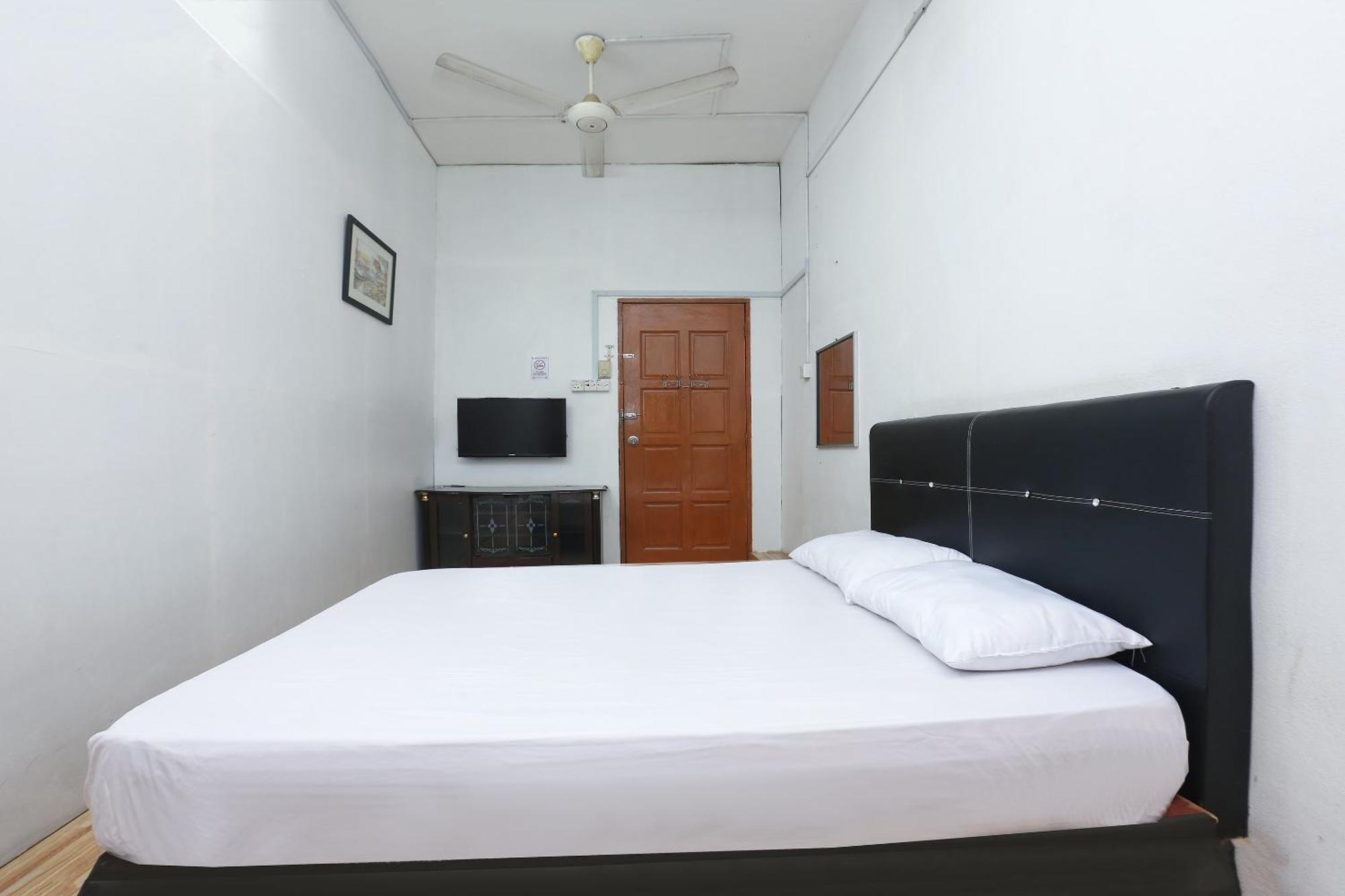 Oyo 89755 D&D Budget Inn كوتا بْهارو المظهر الخارجي الصورة