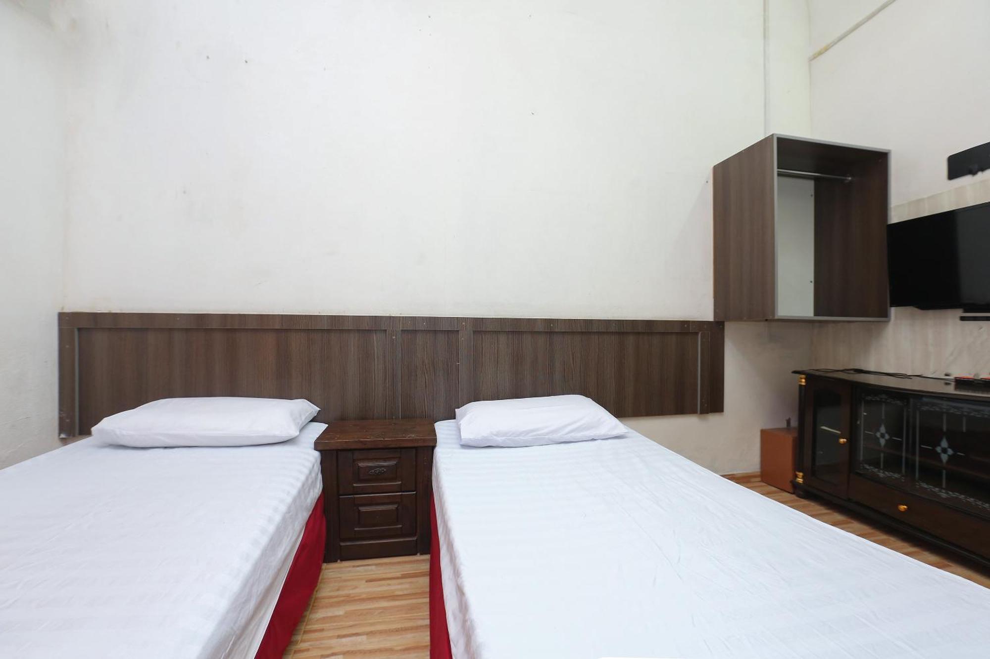 Oyo 89755 D&D Budget Inn كوتا بْهارو المظهر الخارجي الصورة