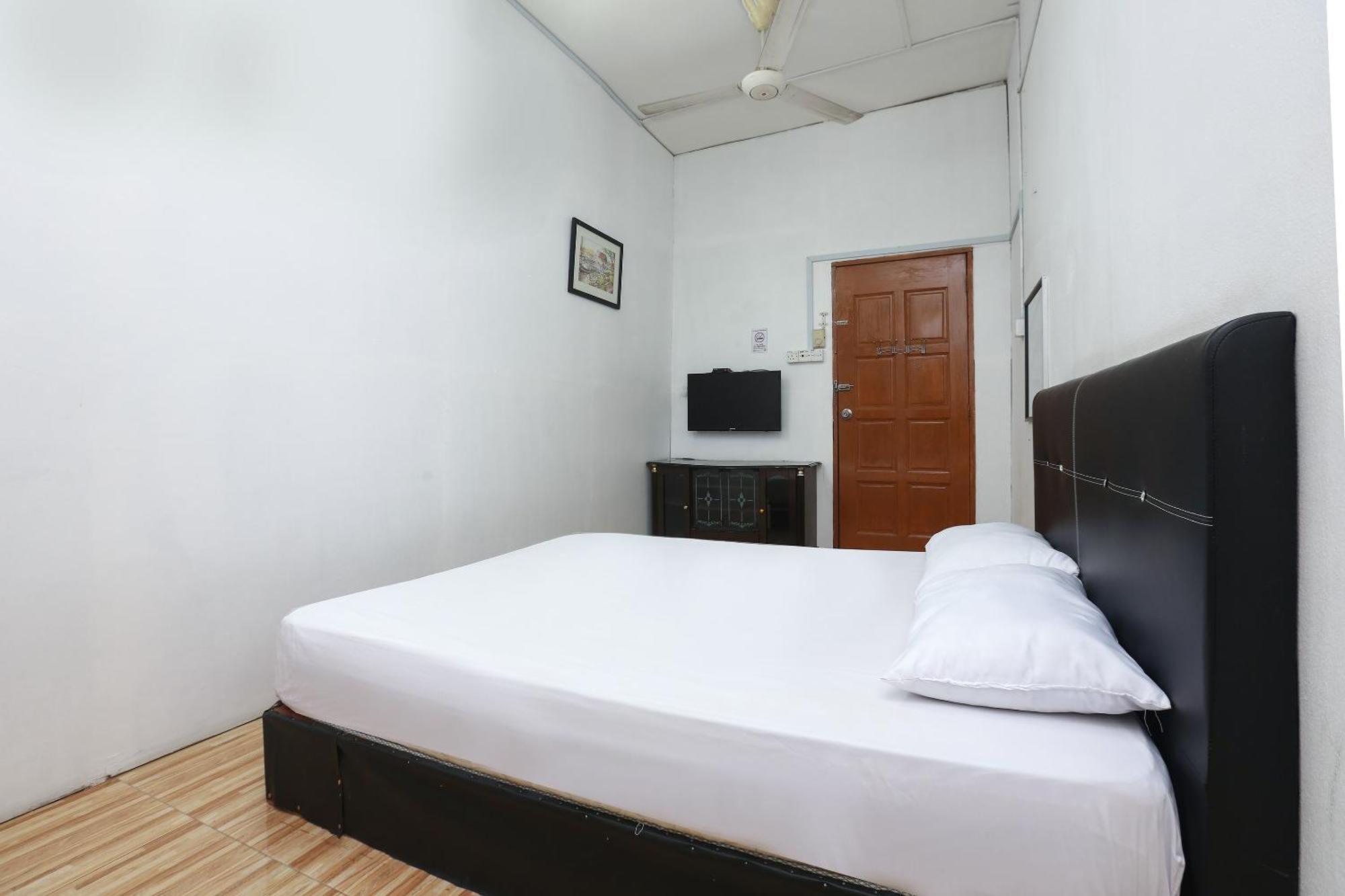 Oyo 89755 D&D Budget Inn كوتا بْهارو المظهر الخارجي الصورة