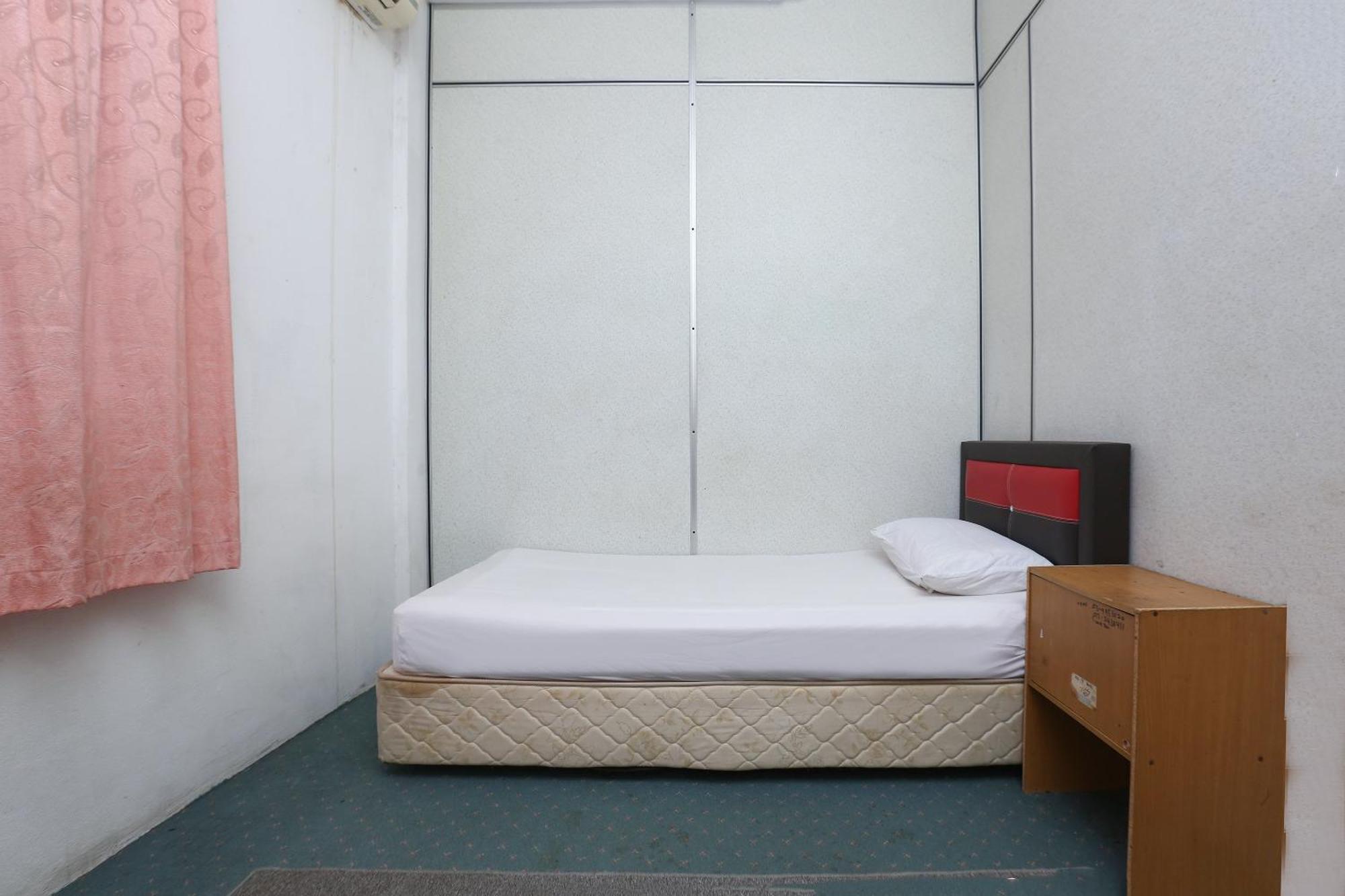 Oyo 89755 D&D Budget Inn كوتا بْهارو المظهر الخارجي الصورة