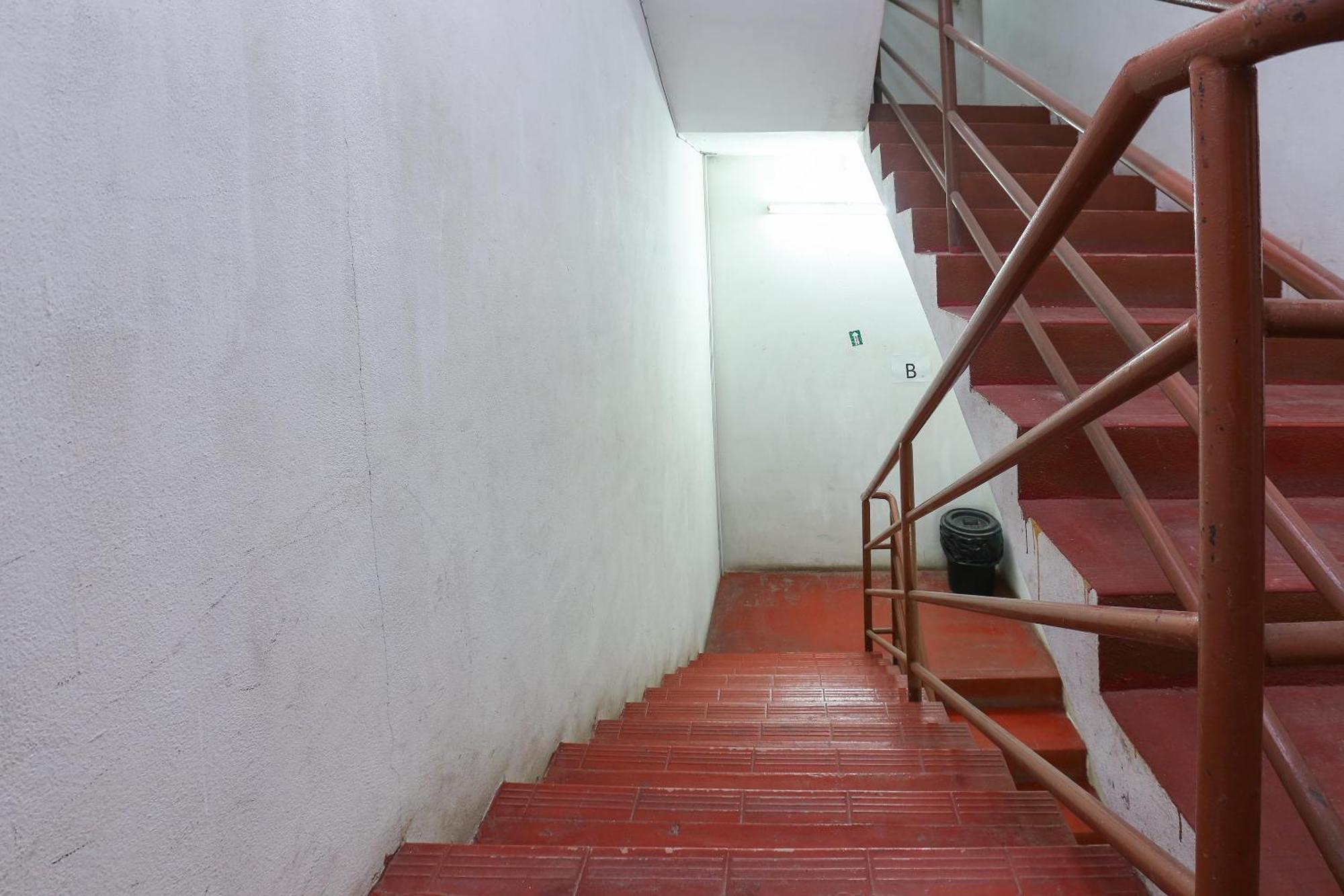 Oyo 89755 D&D Budget Inn كوتا بْهارو المظهر الخارجي الصورة