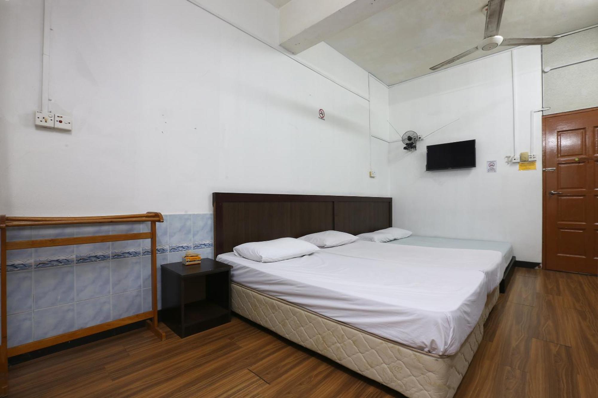Oyo 89755 D&D Budget Inn كوتا بْهارو المظهر الخارجي الصورة