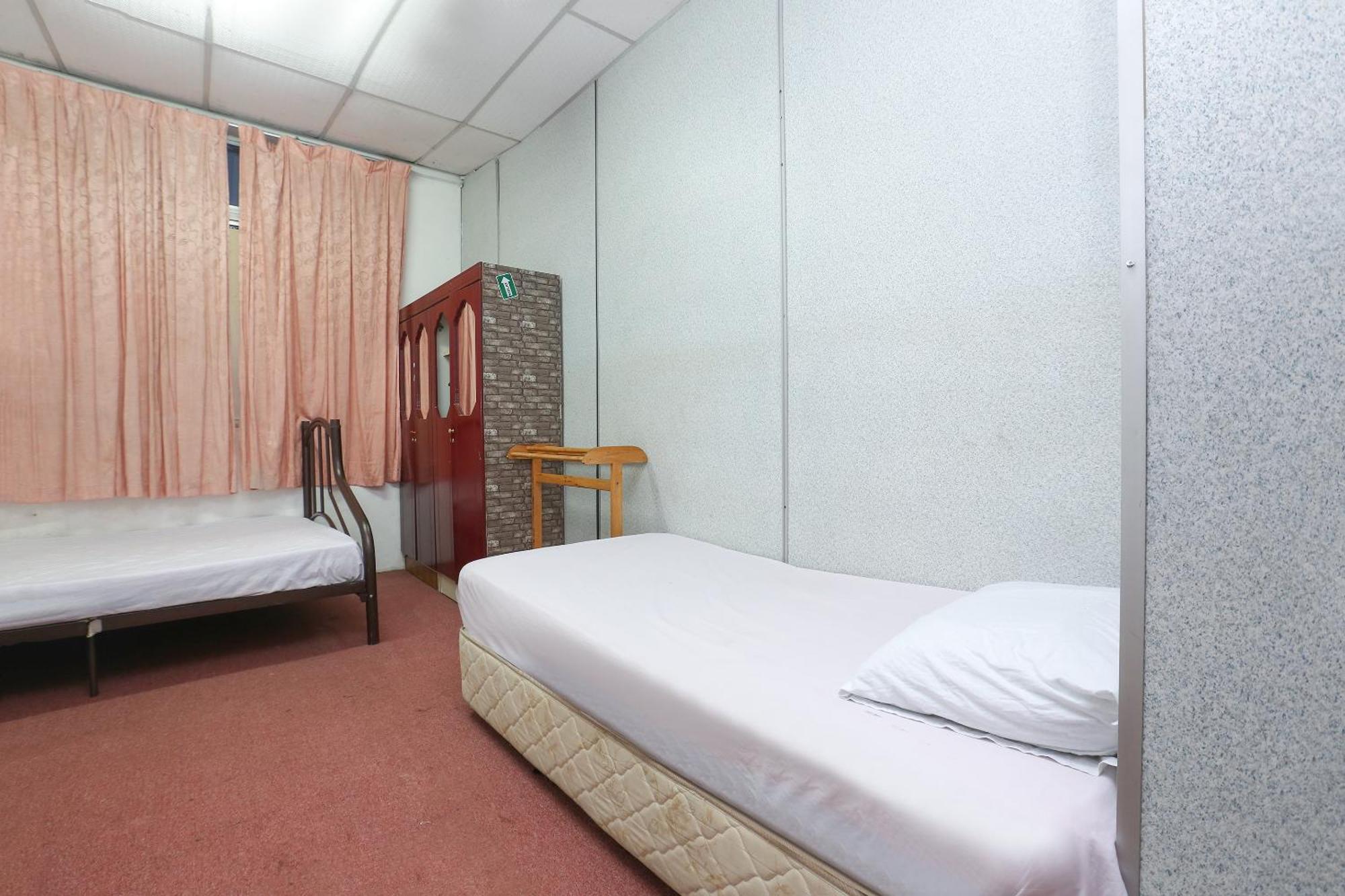 Oyo 89755 D&D Budget Inn كوتا بْهارو المظهر الخارجي الصورة