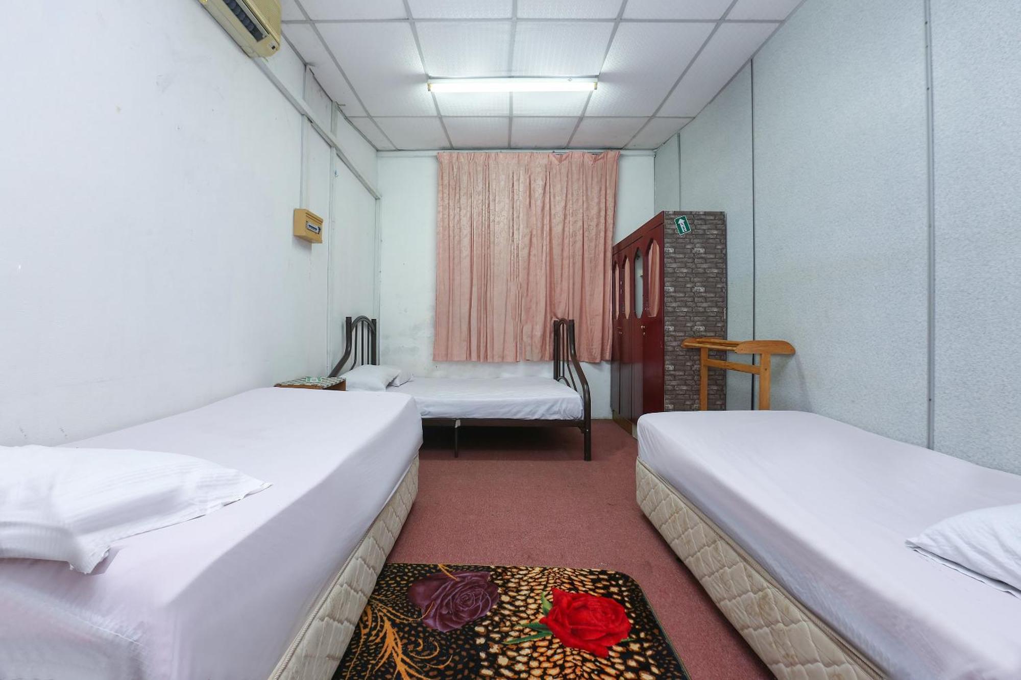 Oyo 89755 D&D Budget Inn كوتا بْهارو المظهر الخارجي الصورة