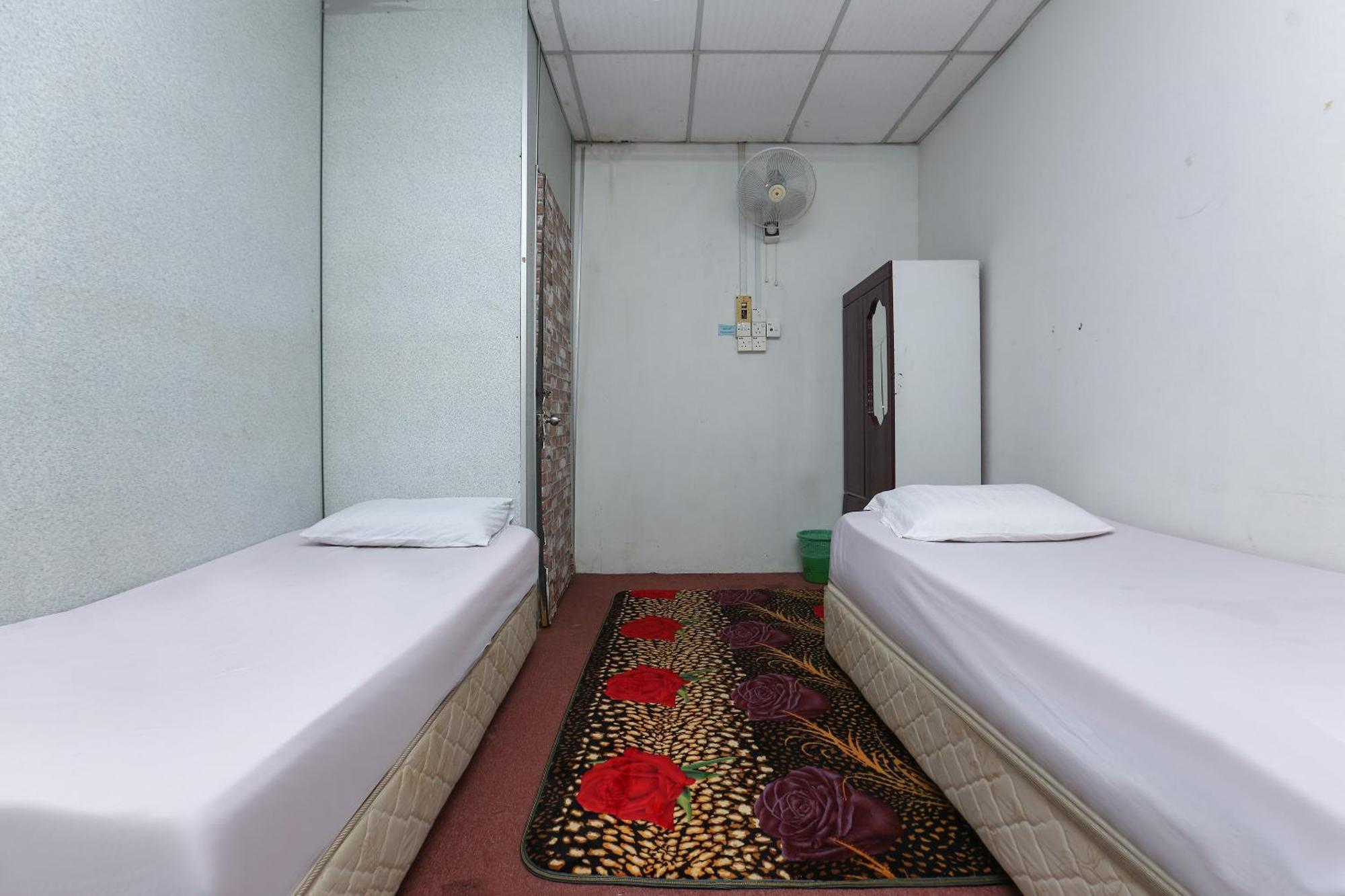 Oyo 89755 D&D Budget Inn كوتا بْهارو المظهر الخارجي الصورة