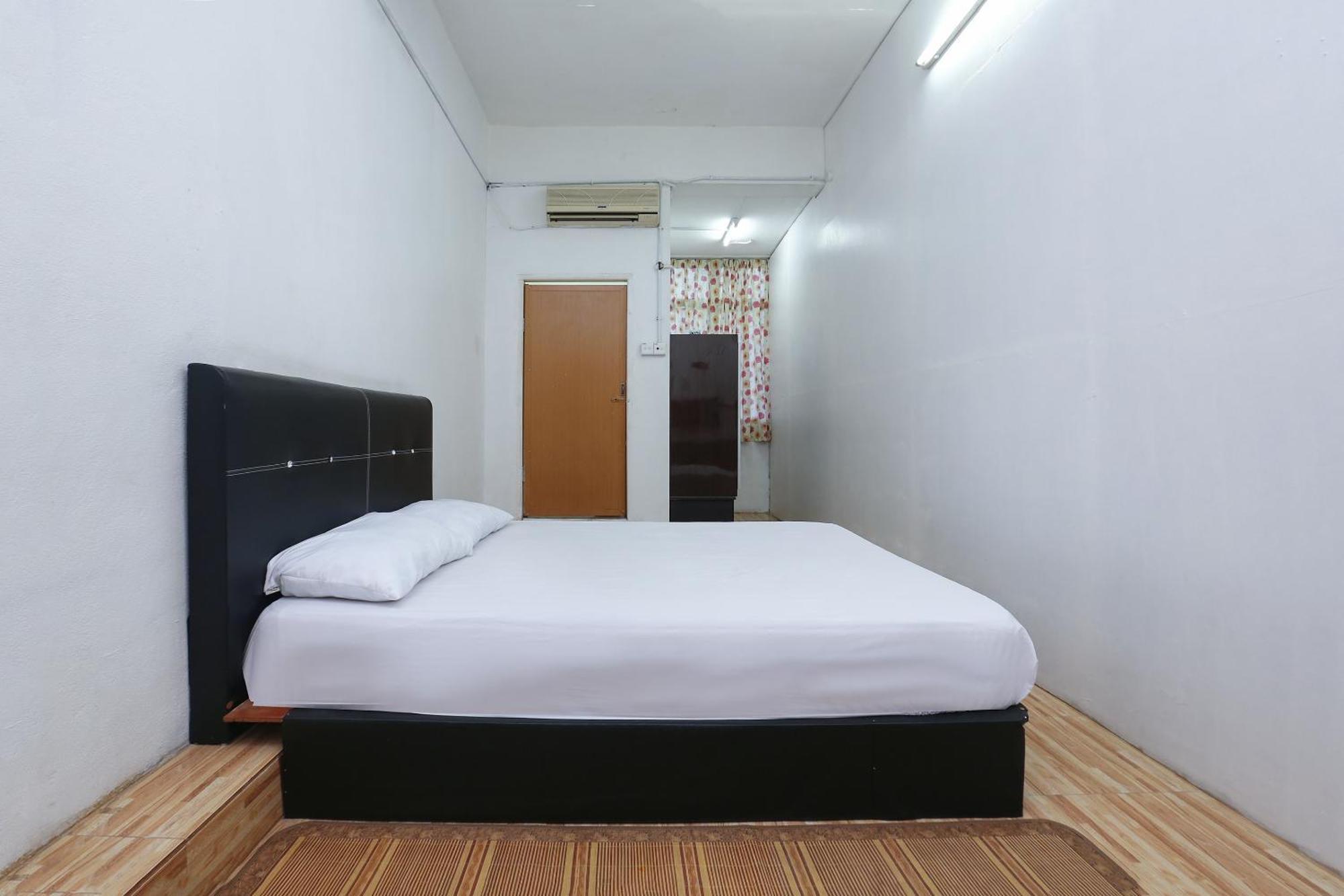 Oyo 89755 D&D Budget Inn كوتا بْهارو المظهر الخارجي الصورة